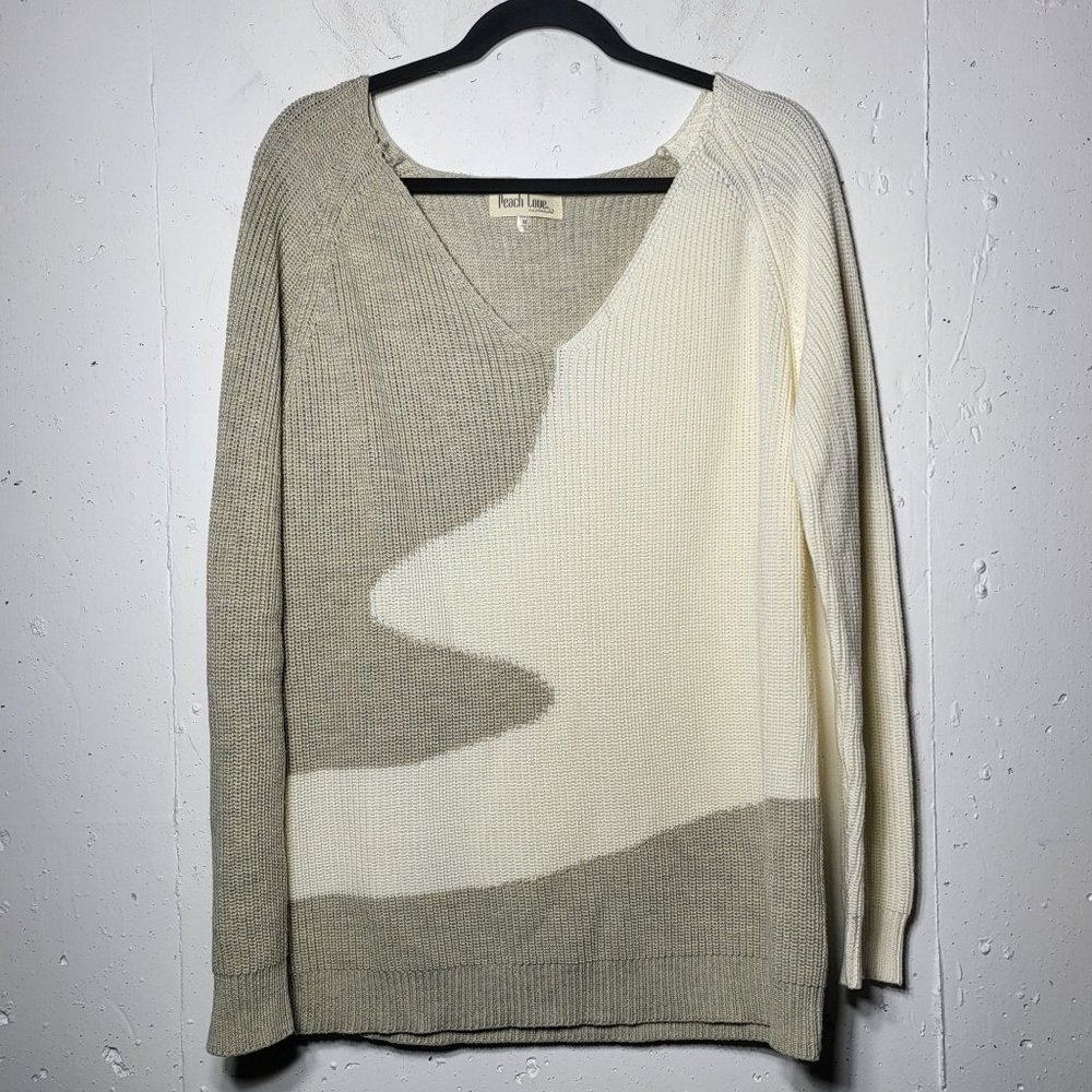 Peach Love Womens V-Neck Knit Sweater Medium Neutral‎ Cozy Warm Comfy Fall